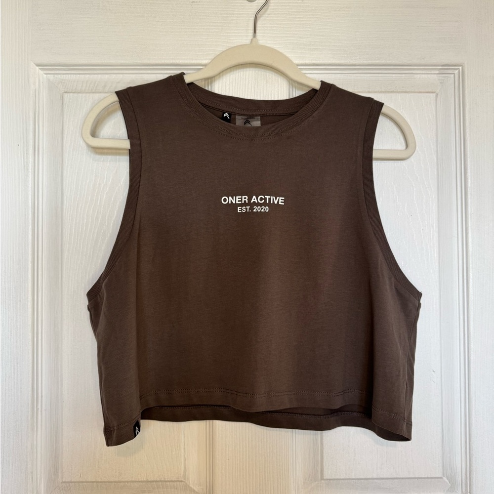 NWT Oner Active Graphic Jersey Tank Deep Taupe